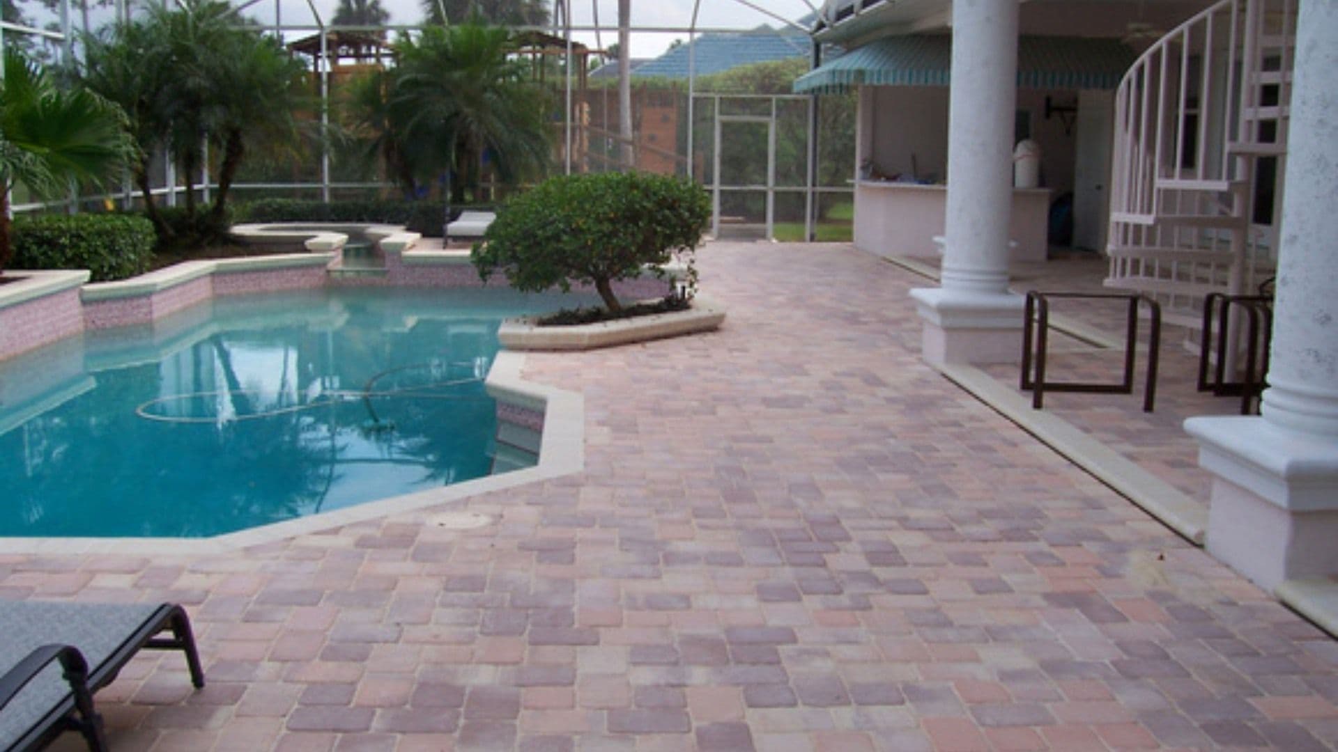 banner-patio-built-beside-poolside
