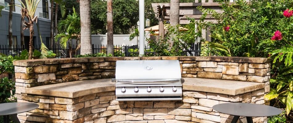 content-grill-installed-for-tropical-outdoor-kitchen